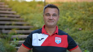 Mats Grönblom är manager för BK:s herrlag i fotbollens division 2. Porträttbild på Mats Grönblom.
