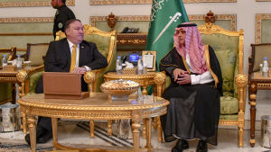 USA:s utrikesminister Mike Pompeo träffade Adel al-Jubeir tidigare i oktober med anledning av mordet på Khashoggi. USA:s utrikesminister Mike Pompeo och Saudiarabiens dito Adel al-Jubeir möts i Riyadh, Saudiarabien.
