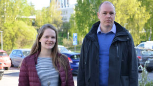 Mia Koski och Tuomas Vasama. Mia Koski, planerare Trafikskyddet och Tuomas Vasama, vägingenjör, NTM-centralen.