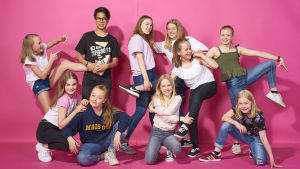 Dansarna i MGP 2019. Dansarna för MGP 2019 poserar tillsammans.