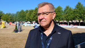 Matti Karkkolainen är vida känd inom ridsporten. Matti Karkkolainen är domare vid Finlands Ryttarförbund.