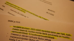 Protokoll från arbets- och näringsministeriets arbetsgrupp visar att tjänstemän visste om behovet av säongsarbetare under våren. Protokoll från arbetsgrupp visar att man kände till behovet av säsongsarbetare