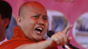Den nationalistiska buddhistmunken Ashin Wirathu leder den antimuslimska kampanjen i Burma. Den nationalistiska buddhistmunken Ashin Wirathu.