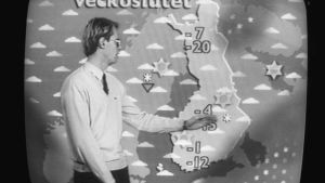 Scheiss wetter und so weiter Gammal svartvit bild på väderleksrapport på tv med texten "veckoslutet" på kartan