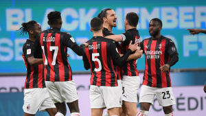 Zlatan Ibrahimovic förde upp AC Milan i 1–0-ledning. Zlatan Ibrahimovic förde upp AC Milan i 1–0-ledning.