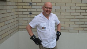 - Där människan finns, så finns också råttan, säger Micke Edberg. Råttbekämpande man.