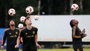 Belgiens högerback Thomas Meunier är avstängd i semifinalen. Belgiens högerback Thomas Meunier är avstängd i semifinalen.