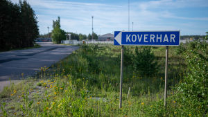 Förändringarna har varit stora i Koverhar sedan stålverket gick i konkurs i början av 2010-talet. Vägskylt med texten Koverhar