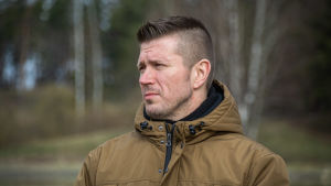 Kriminalkommissarie Freddie Cederlund har lagt märke till coronapandemins verkningar på polisens arbete. Freddie Cederlund