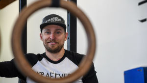 Joni Rönneberg hoppas att motionscentret fylls senast till hösten. Joni Rönneberg
