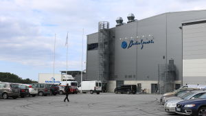 På varvet jobbar man vidare med att bygga båtar och orderstocken ser bra ut. Baltic yachts