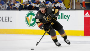 Florida valde att släppa iväg Jonathan Marchessault. Jonathan Marchessault anfaller.
