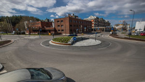 Pargasleden kan leda till mindre trafik i S:t Karins centrum. Trafikrondellen i S:t Karins centrum