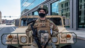Säkerheten har skärpts i Washington inför en möjlig, ny attack mot kongressen. Säkerheten har skärpts i Washington inför en möjlig, ny attack mot kongressen.