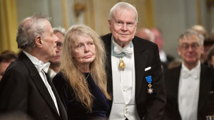 Akademiledamöterna Per Wästberg, Kristina Lugn och Kjell Espmark. Espmark tillhör nu de avhoppade ledamöterna. Akademiledamöterna Per Wästberg, Kristina Lugn och Kjell Espmark. Espmark tillhör nu de avhoppade ledamöterna.
