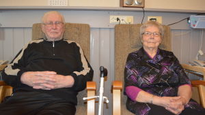 Krigsveteranen Ragnar Eriksson och frun Gundel Eriksson är inne på rehabilitering