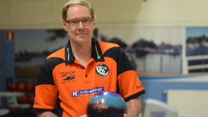 Stefan Friman var i 13-års åldern då han började med bowling. Porträttbild på Stefan Friman.