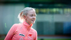 Jonna Berghem satsar på att löpa 400 meter häck i framtiden. Suomalainen aita- ja pikajuoksija Jonna Berghem, Liikuntamylly, Helsinki, 28.9.2018.
