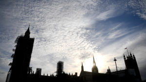 Rikets försvar kommer först, säger premiärminister Boris Johnson Storbritanniens parlament
