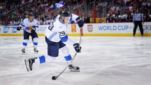 Patrik Laine en av de färskaste elitindividerna som trillat ut ur den finländska ishockeyns framgångstratt. Patrik Laine, World Cup.