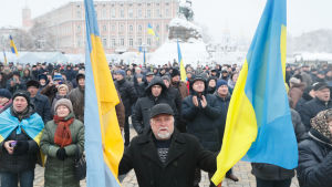 Folket väntade ivrigt på beslut från presidenten. Ukrainare väntar på beslut om deras kyrka ska bli självständig.