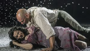"Woyzeck in Winter" spelades på Barbican Theatre i London 2017. "Woyzeck in Winter" spelades på Barbican Theatre i London 2017.