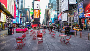 Times Square i New York ligger ofta öde i dessa dagar. Ett tomt Times Square.