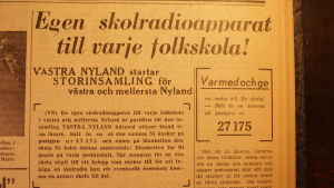 Västra Nyland utlyser sin kampanj för radioapparater till skolorna. Ett gammalt tidningsurklipp.