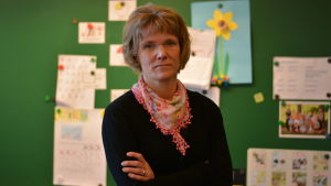 Rektor Charlotta Allamo tycker inte det är effektivt att stänga Billnäs skola. Charlotta Allamo, rektor för Billnäs skola.