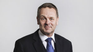 Jan Vapaavuori anser att det är omöjligt att förutse de konsekvenser som coronapandemin kommer medföra. Helsingfors borgmästare Jan Vapaavuori.