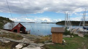 Brännskär har fått nya invånare tack vare Åbolands skärgårdsstiftelse. Brännskärs gästhamn i Åbolands skärgård.