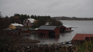 Utöborna gick man ur huset för att rädda de skeppsbrutna. Varje hem tog någon skeppsbruten. Vy från Utö.