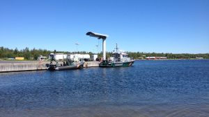 Sjöbevakningens båtar på Vallgrund. Båtarna vid Vallgrunds sjöbevakningsstation.