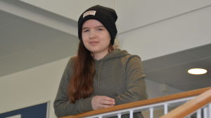 Jennifer Asplund ansökte till jopo-utbildningen och fick en plats i den nygrundade klassen vid Ekenäs högstadieskola. Jennifer Asplund