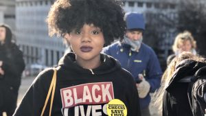 Nupol Kiazolu oroar sig för vapenvåldet och stöder planerade regleringar. Nupol Kiazola är aktiv i organisationen Black Lives Matter. Hon stöder planerna på strängare vapenlagar i Virginia.
