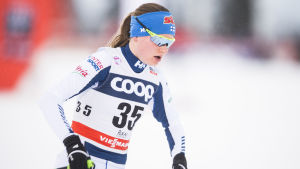 För ett par veckor sedan slog Johanna Matintalo självaste Charlotte Kalla och vann 20 kilometer klassiskt i skandinaviska cupen. Johanna Matintalo i världscupen i Ruka 2017.