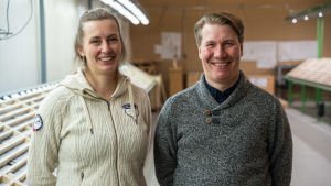Noora Ahola miljöchef och Janne Kinnunen seniorgeolog på Mawson tror på stora guld och koboltfyndigheter på gränsen mellan Övertorneå och Rovaniemi Noora Ahola miljöchef och Janne Kinnunen seniorgeolog på Mawson hoppas på stora guld och koboltfyndigheter.