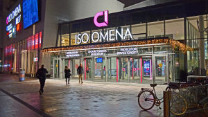 Ingången till Mattby bussterminal. Ingången till nya bussterminalen i Iso Omena.