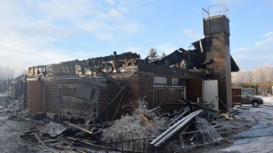 Hela radhuset totalförstördes i branden i Gumnäs i Pojo i januari 2018. De tekniska utrymmena i husbolaget förstördes.