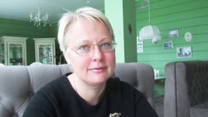Irina Nikolajeva Irina Nikolaeva säger att folk har tröttnat på att protestera.