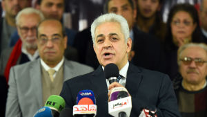 Hamdeen Sabahi, Sisis enda motkandidat i valet år 2014, har inlett bojkottkampanjen "Stanna hemma." Hamdeen Sabahi, Sisis enda motkandidat i valet år 2014 har inlett bojkottkampanjen "Stanna hemma."