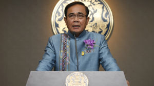 Den sittande premiärministern general Prayuth Chan-ocha under en presskonferens i Bangkok den 8 januari. Den sittande premiärministern general Prayuth Chan-ocha under en presskonferens i Bangkok den 8 januari.