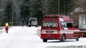 Här exploderade en bomb i Korsnäs kyrkby. Brottsplatsen i Korsnäs är avspärrad.