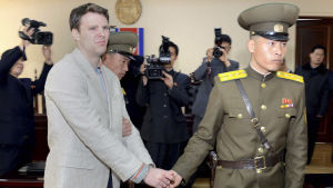 USA och Nordkorea förde hemliga samtal om den fängslade amerikanska studenten Otto Warmbier. Han avled hemma i USA kort efter ha frigetts i Pyongyang för två månader sedan USA och Nordkorea förde hemliga samtal om den fängslade amerikanska studenten Otto Warmbier. Han avled hemma i USA kort efter ha frigetts i Pyongyang för två månader sedan
