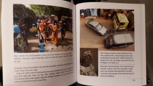 Gunilla Löfman har skrivit om projektet och sina resor i boken "...att se...". Ett uppslag ur Gunilla Löfmans bok.