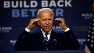 Joe Biden talar under ett kampanjmöte i Wilmington, Delaware.