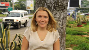 Liselott Lindström har hittills rapporterat mest från länderna i östra Afrika. "Det är både dyrt och tidskrävande att resa till exempel till länderna i västra Afrika". Liselott Lindström på plats i Harare.