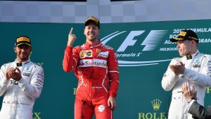 Vettel tog Ferraris första seger sedan hösten 2015 Hamilton, Vettel och Bottas på prispallen.