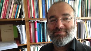 Professor Felipe Estrada säger att det dödliga våldet har minskat i Sverige. Professor Felipe Estrada säger att det dödliga våldet har minskat i Sverige.