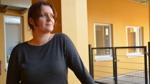 Villa Anemones boendeenhetschef Bernadetta Stenström. Bernadetta Stenström är boendeenhetschef på Villa Anemone i Karis.